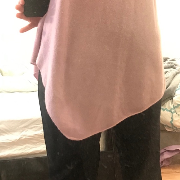 Joie. Tags attached. 100% Cashmere. Mauve, long sleeve. Size L - Picture 8 of 9